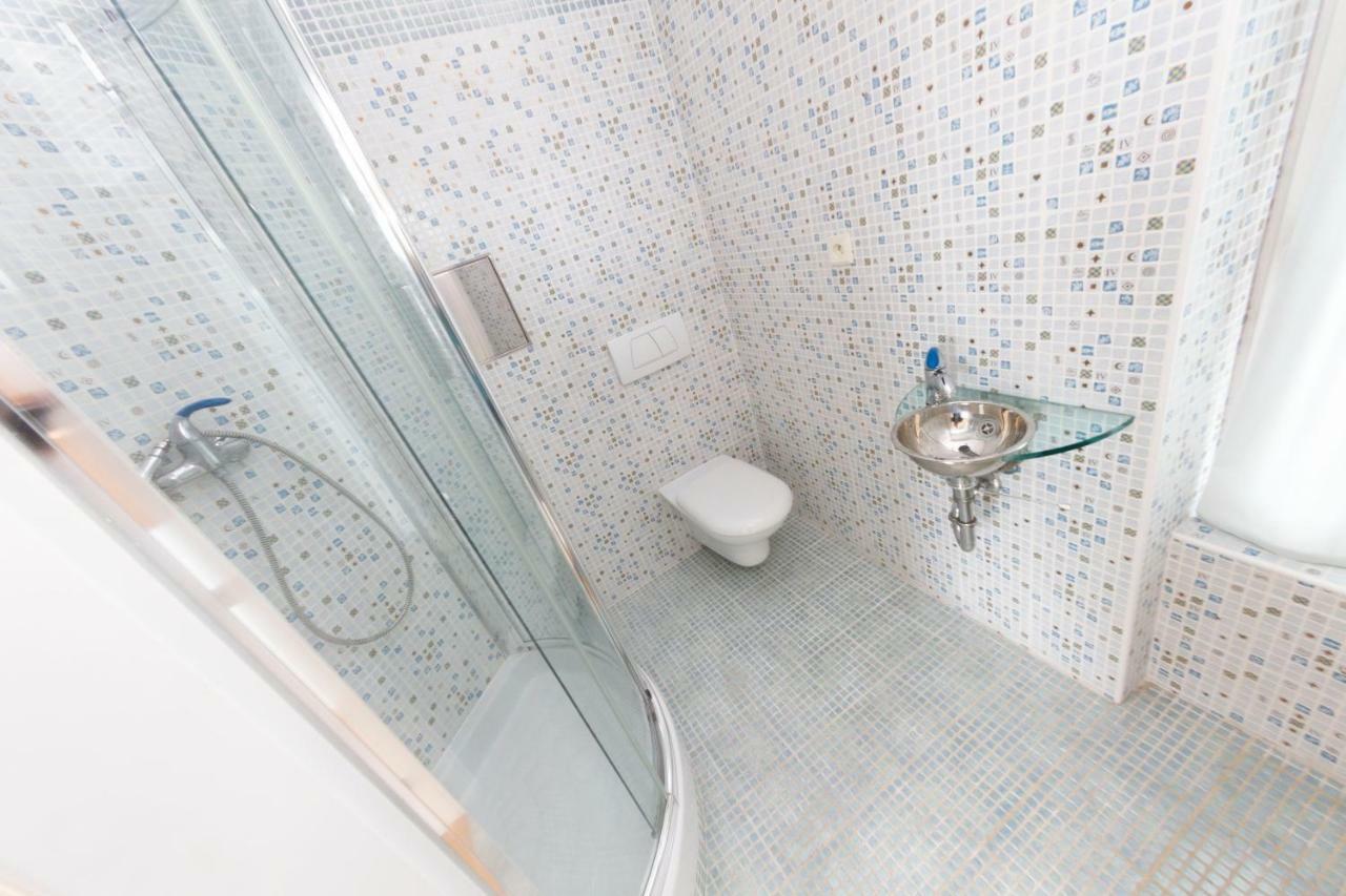 Romantic Studio With Jacuzzi Prag Eksteriør billede